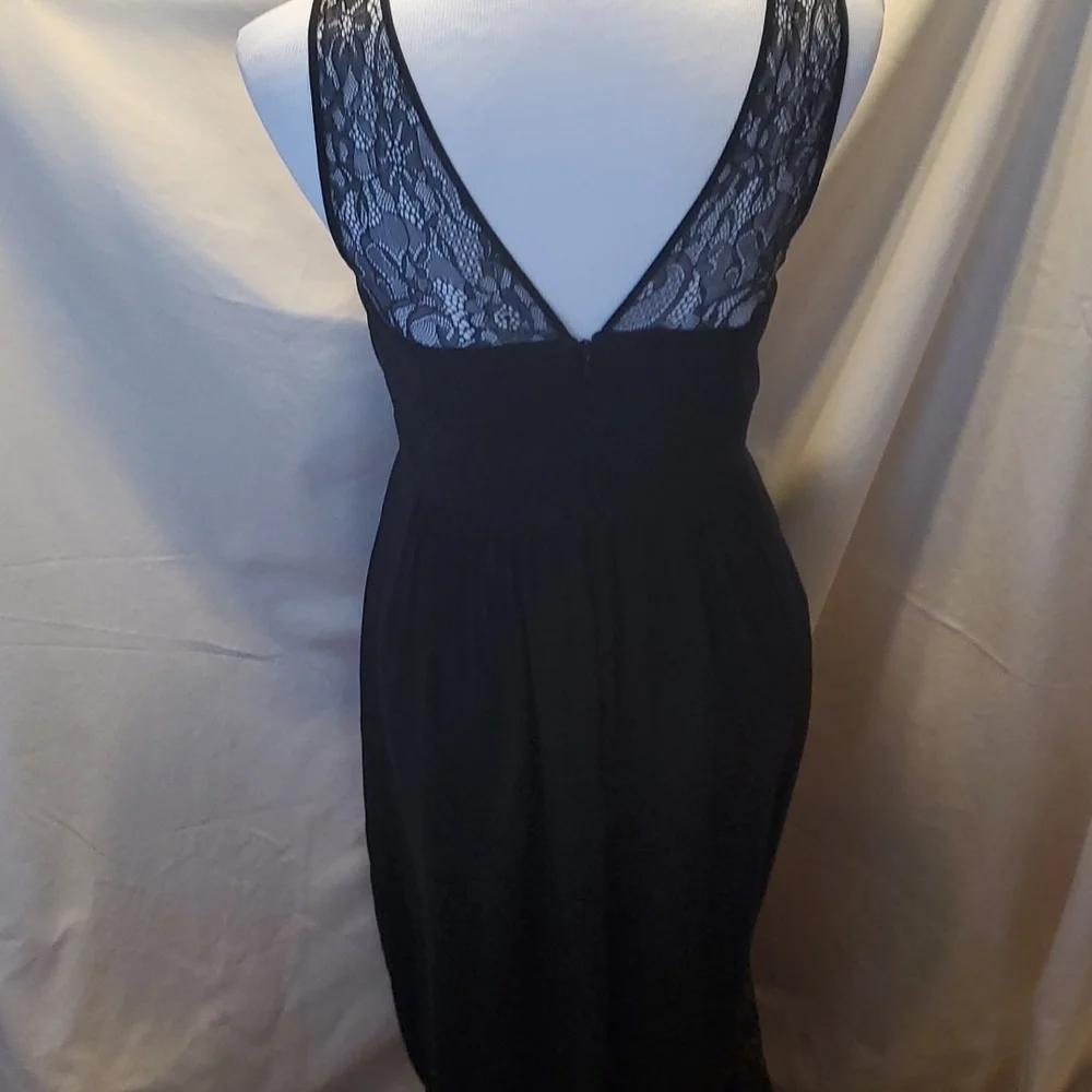 BCBGeneration Black Lace Floor Length Gown SZ 6 - Picture 6 of 11